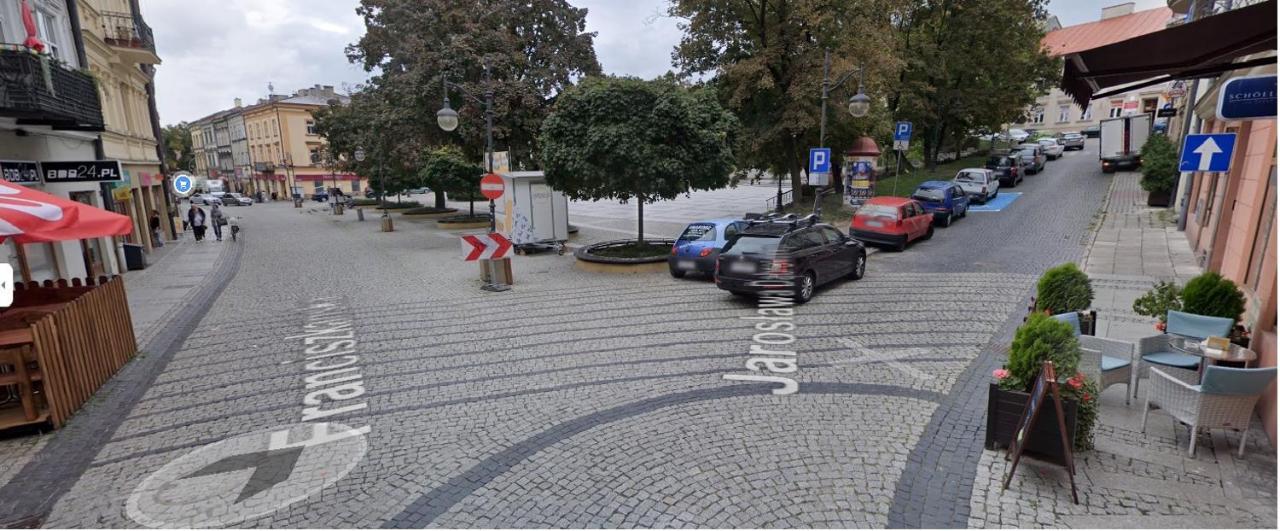 Apartament Komnata Przemyśl Exterior foto